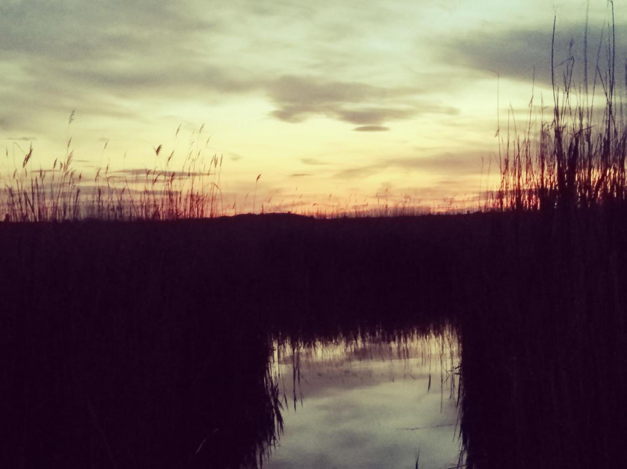 Pfahlbau Sunset I Toplage Elektroboot Inklusive Rust Εξωτερικό φωτογραφία